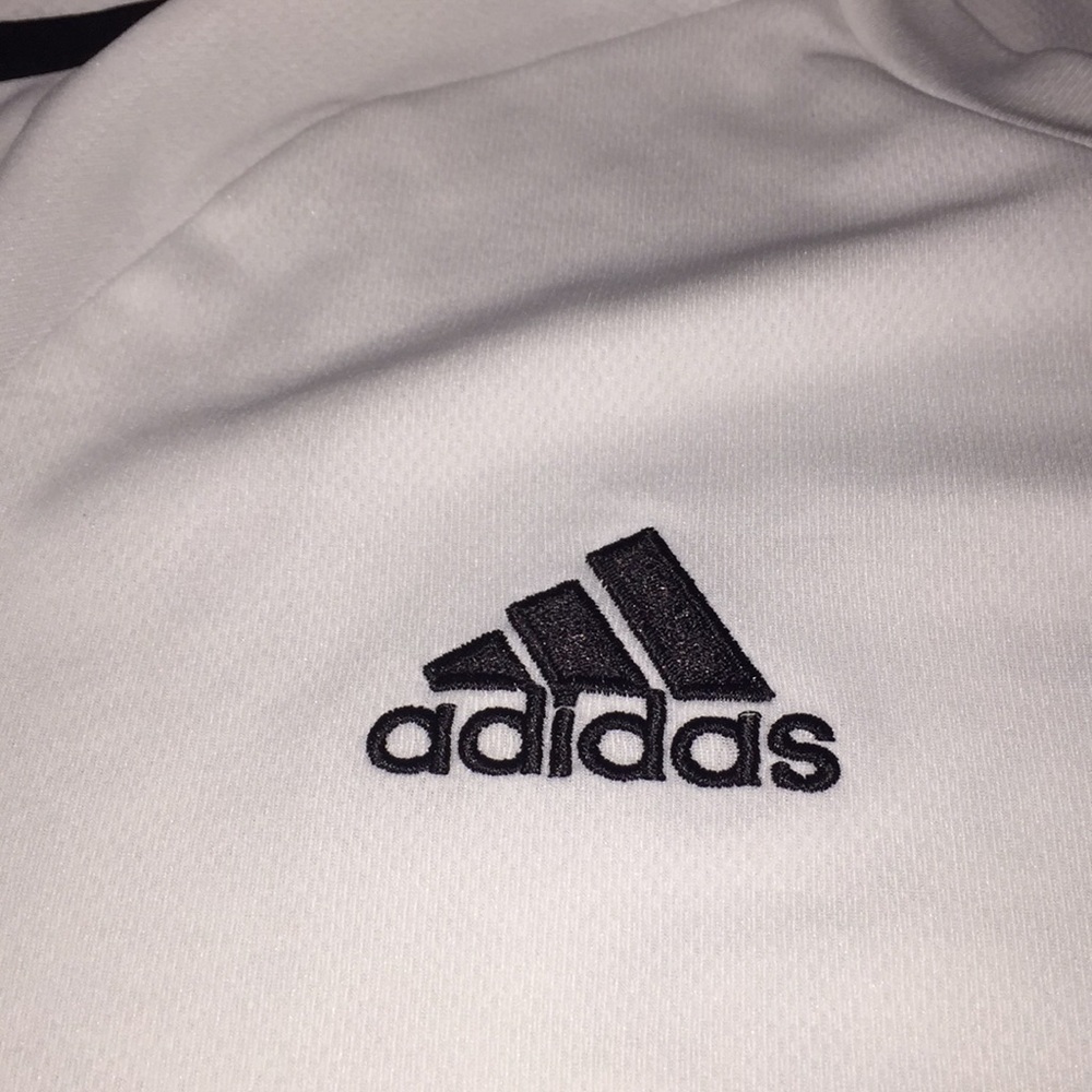Adidas tee - Picture 3 of 6